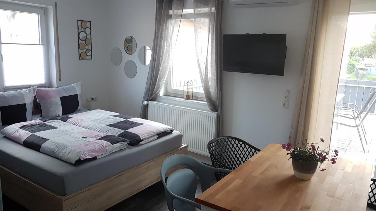 Ferienwohnungen Busch'S Gaestehaus Rust Esterno foto